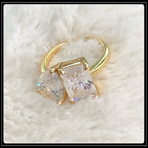 NEW 14k GOLD SIMULATED DIAMOND DOUBLE STONE PEAR & PRINCESS STATEMENT RING - Picture 6 of 7